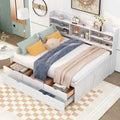 Letto a piattaforma per capitano Full Size con testiera a libreria, 3 cassetti e rotelle — Bianco / Grigio chiaro / Grigio antico